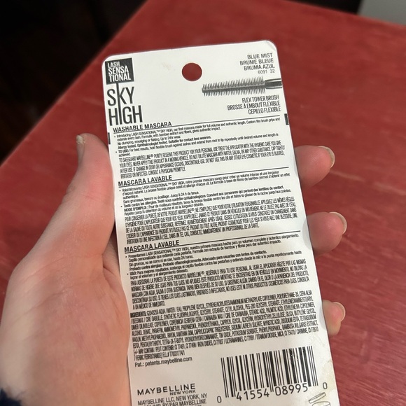 Maybelline sky high mascara - Picture 3 of 3